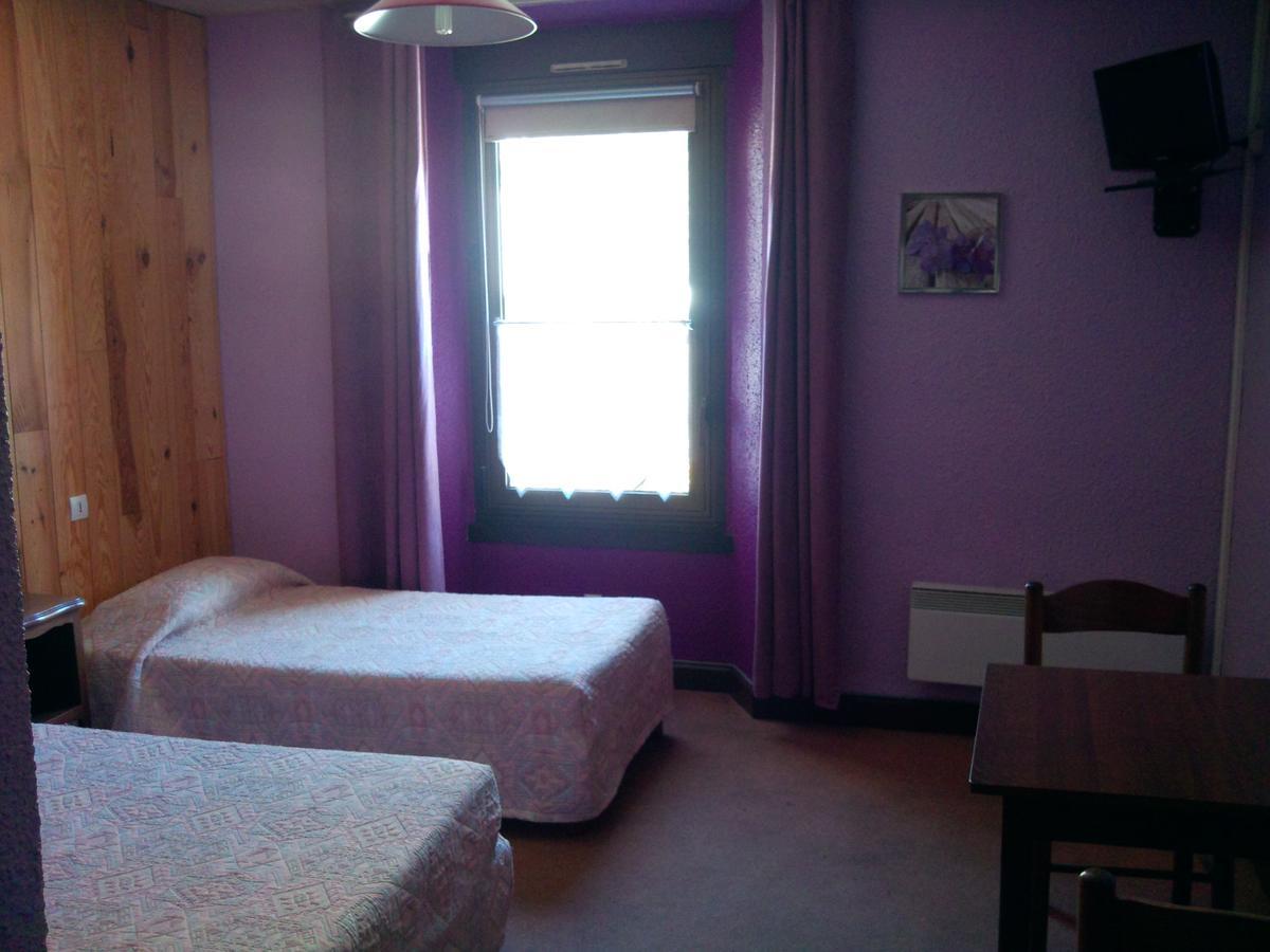 Hotel La Gare LʼArgentière-la-Bessée Exterior foto
