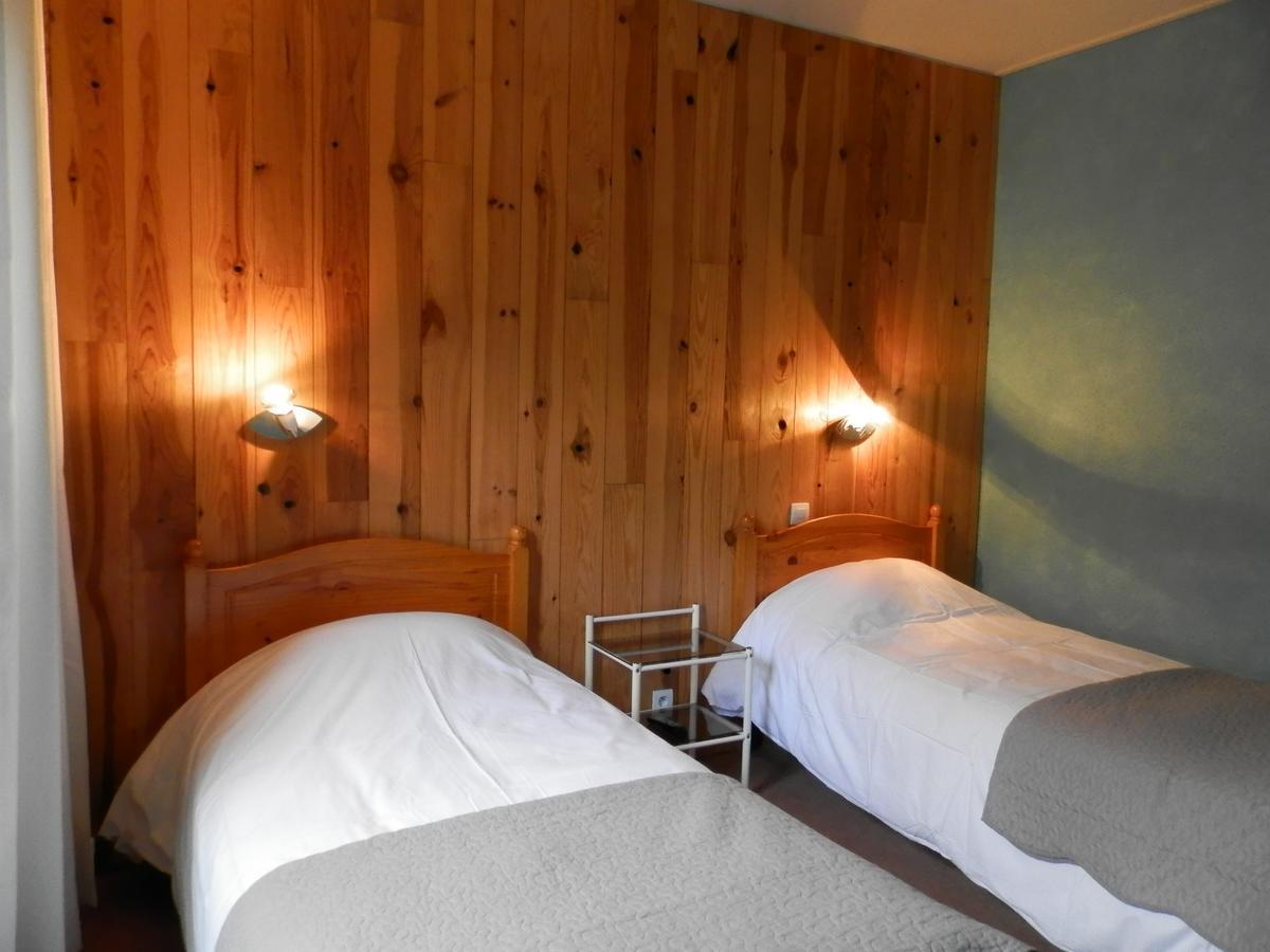 Hotel La Gare LʼArgentière-la-Bessée Exterior foto